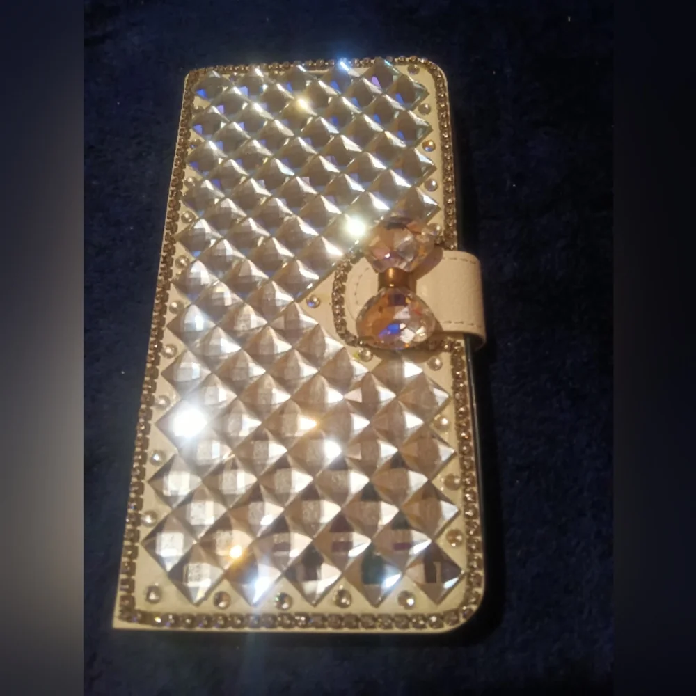 Cellphone case - Picture 2 of 7